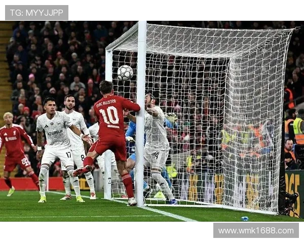 欧冠最新战报:豪门激战赛场上演精彩逆转瞬间 欧冠最新战报:豪门激战赛场上演精彩逆转瞬间