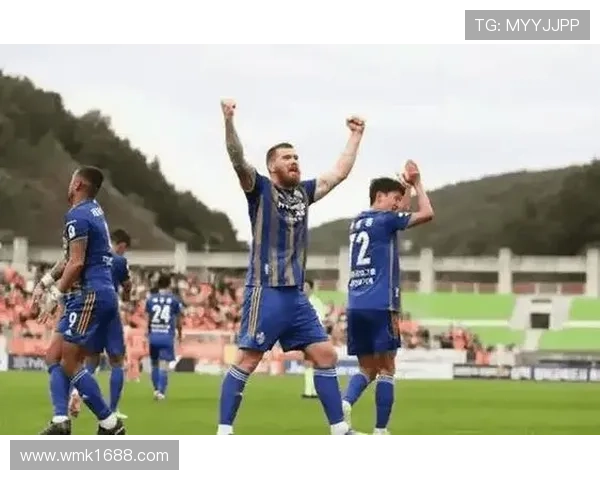 亚冠赛事精彩直播全程跟踪分析 让你不遗漏每一个进球瞬间 - 副本 (3)